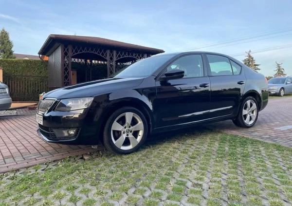 Skoda Octavia cena 36500 przebieg: 240000, rok produkcji 2013 z Wieliczka małe 106